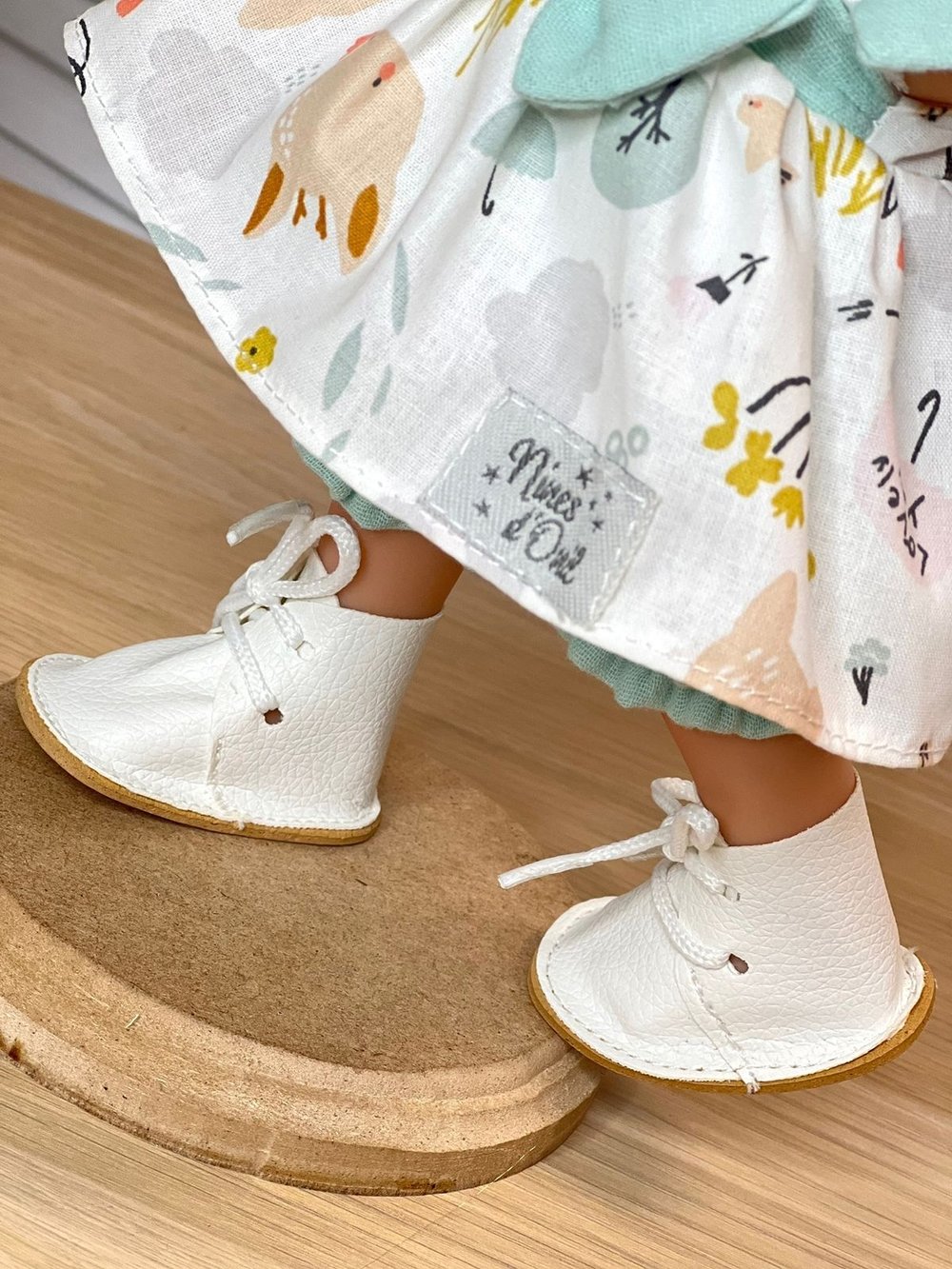 Кукла Nines виниловая 30см PIPPA (2809K)