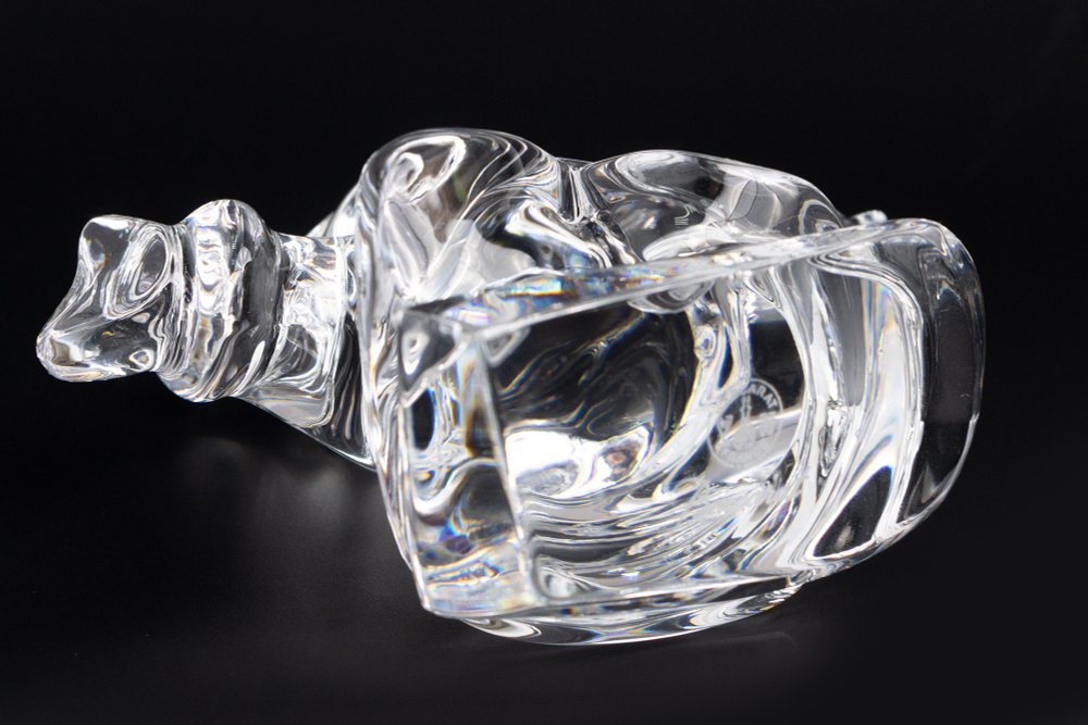 Декоративная хрустальная статуэтка Baccarat «Санта Клаус на сноуборде»