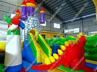 Большой надувной батут "Средневековье" 8*8*5 м