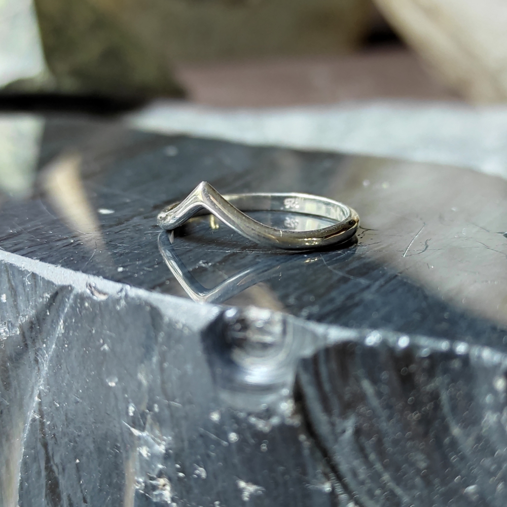 Кольцо V, серебро