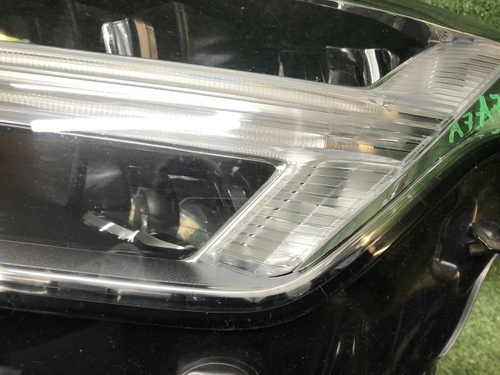 Фара левая Volvo XC90 2 (2014-2019) LED