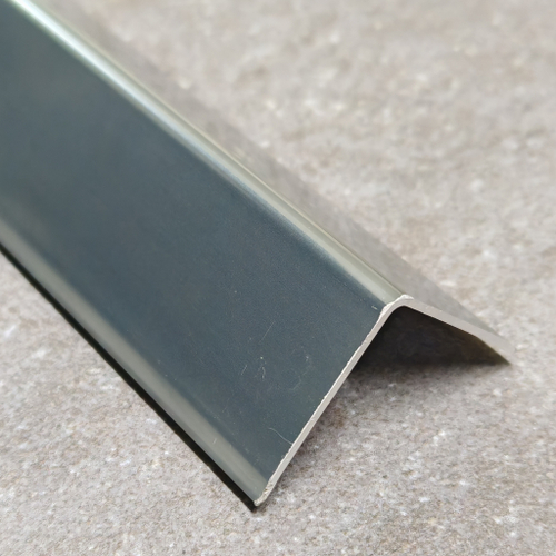 Угол 25*25мм "DO-1" 2,7м Графит глянец анод. алюм.