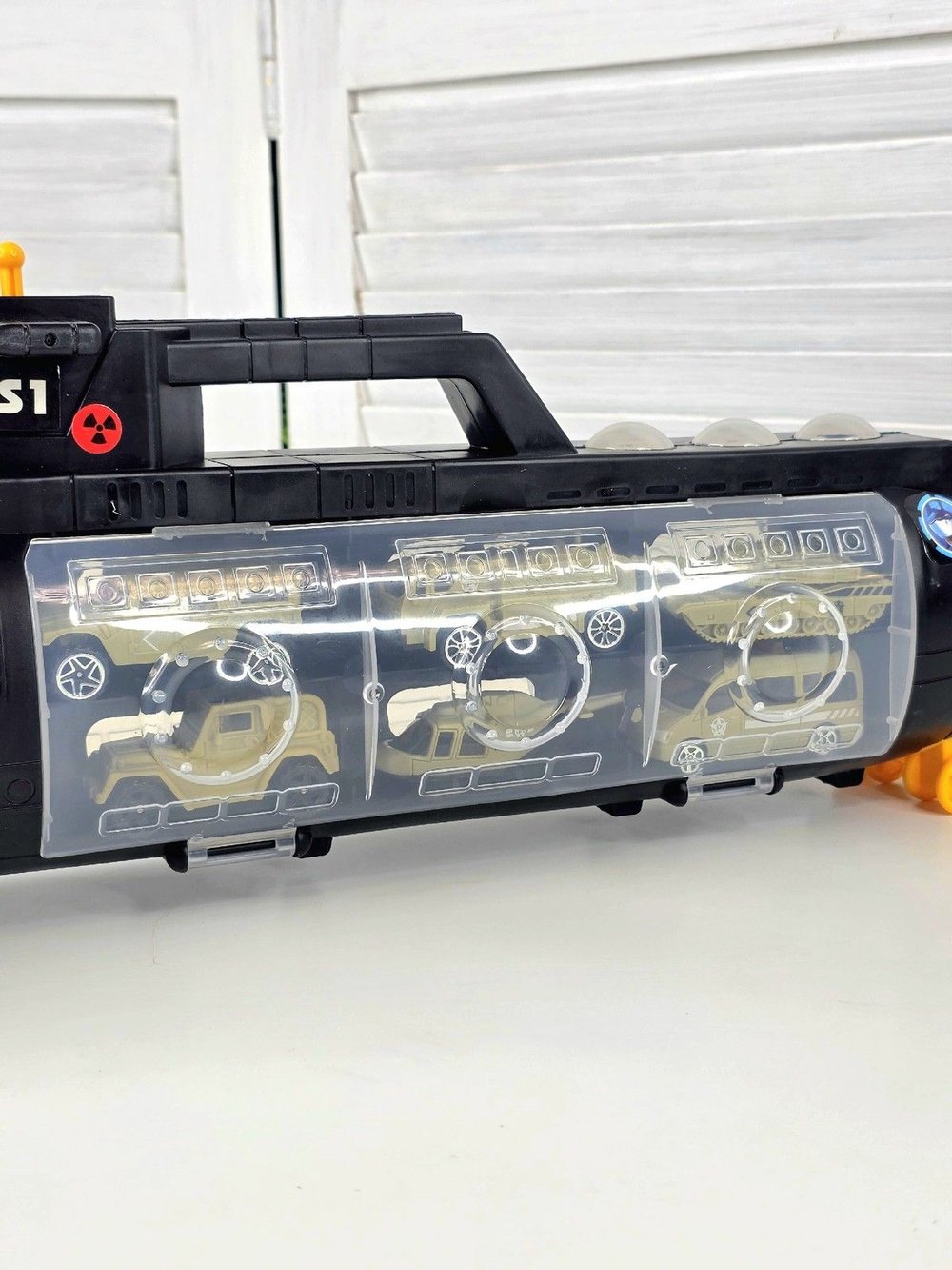 Подводная лодка с набором машин (200026279)