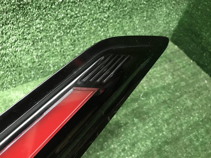 Фонарь правый внешний Zeekr 001 (2021-н.в.)