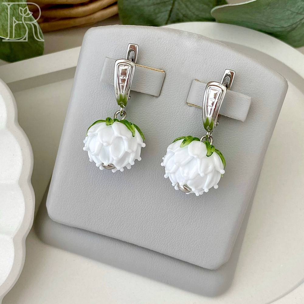 LEFIREL' Серьги серебряные женские "Клевер" с цветами из муранского стекла / ювелирные украшения из родированного серебра 925