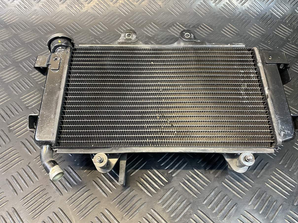 Радиатор KTM 250 Duke 2020 (с вентилятором)