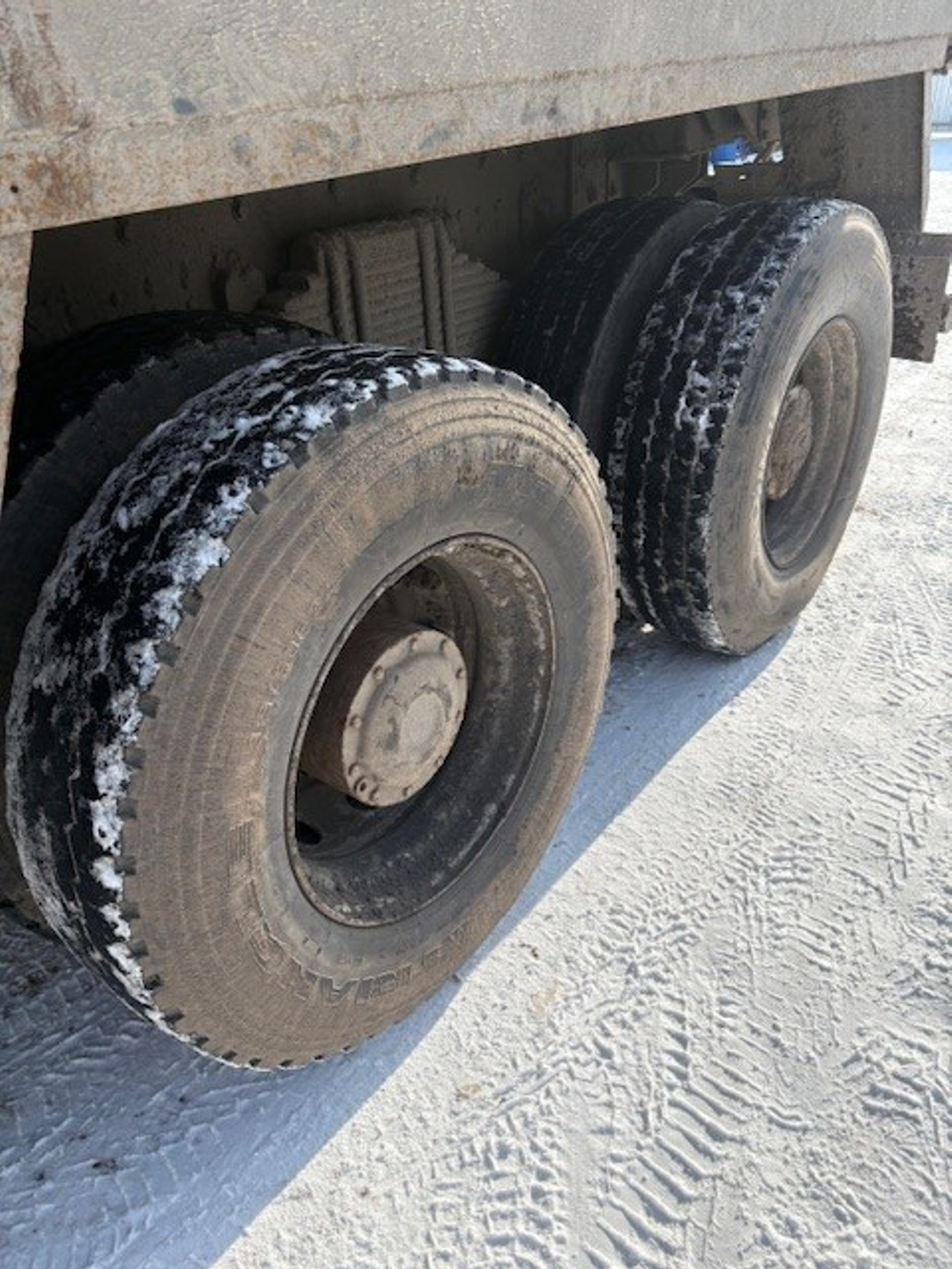 Shacman (Shaanxi) SX* 6x4 Самосвал SX32586V384 (Дизельный, 11,6 л, 423 л.с., МТ)