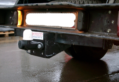 Фаркоп для ГАЗ 3310, ГАЗ 3704 Валдай без подрезки бампера. Требуются 6 сверлений кузова (без электрики в комплекте) - 33104 Трейлер