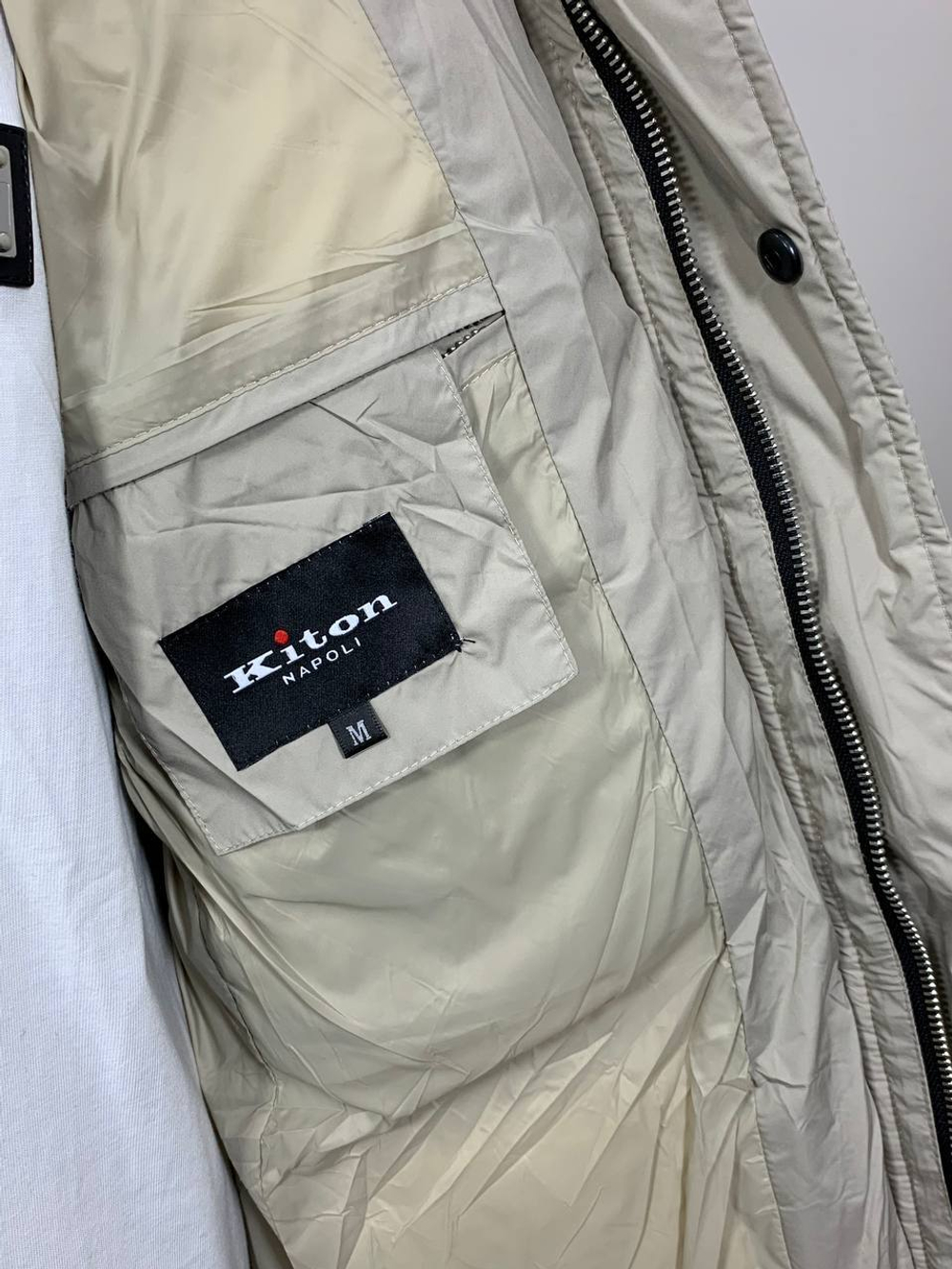 Пуховик Kiton