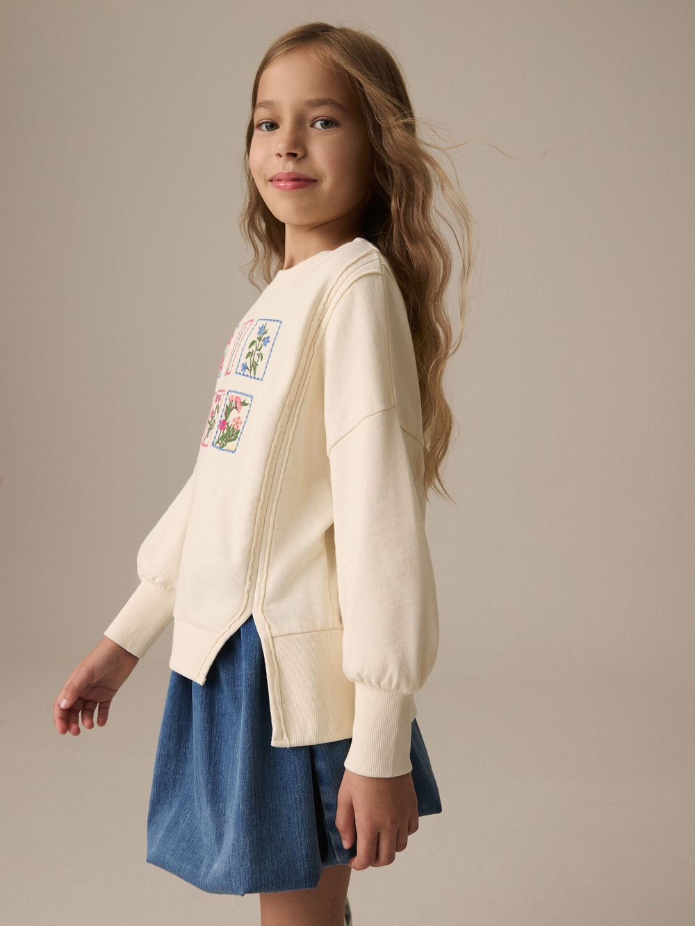 Толстовка для девочки Next E44-435, Молочный