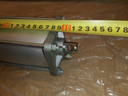 DL44 Цилиндр поворотного стола