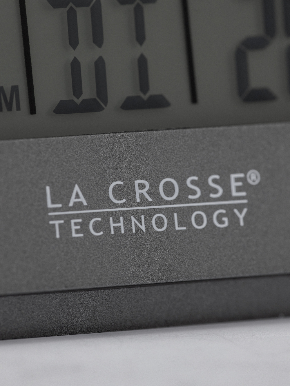 Проекционные часы LA CROSSE WT522, настольные