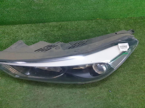 Битая Фара левая Hyundai Tucson 3 (2015-2018) LED