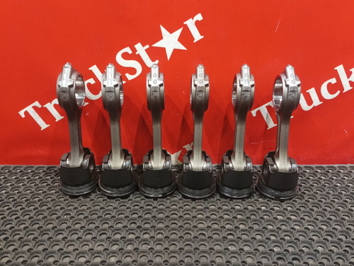 Комплект поршней 2018 год.