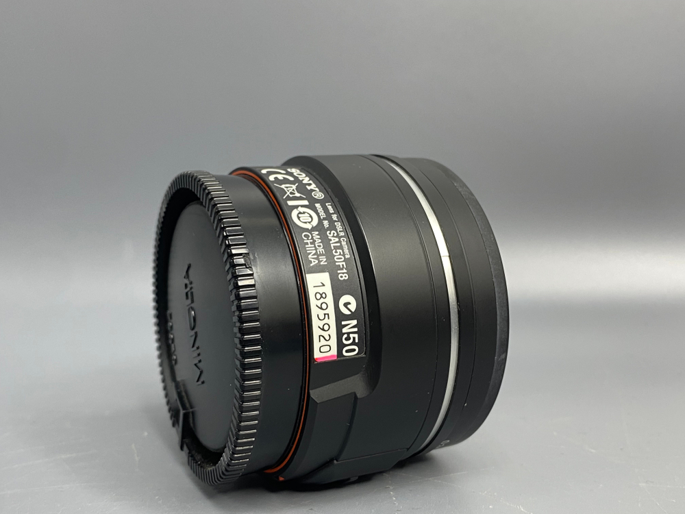Sony A DT 50mm 1.8 SAM