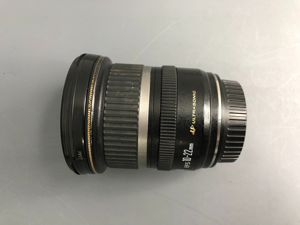 Canon EF-S 10-22mm 3.5-4.5 USM