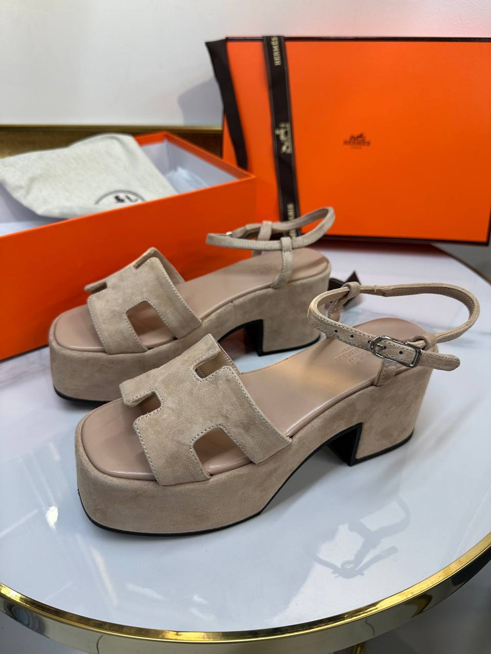 Босоножки Hermes
