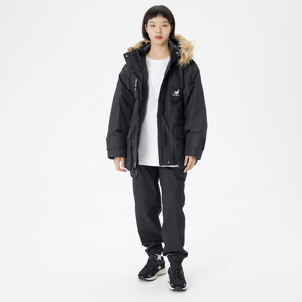 Куртки New Balance Logo, AWJ14366-BK