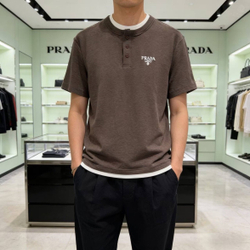 Футболка Prada