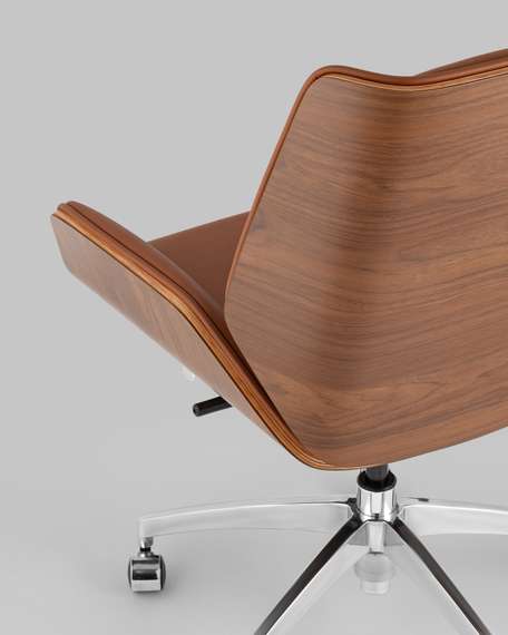 Кресло офисное Crown коричневое