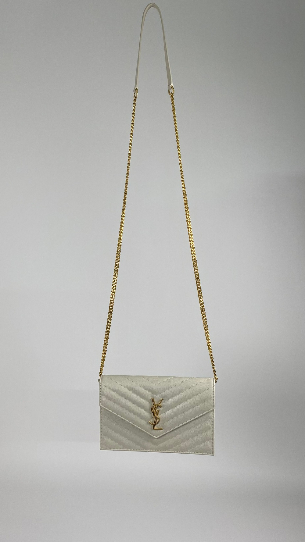 Сумка Saint Laurent Monogram Envelope