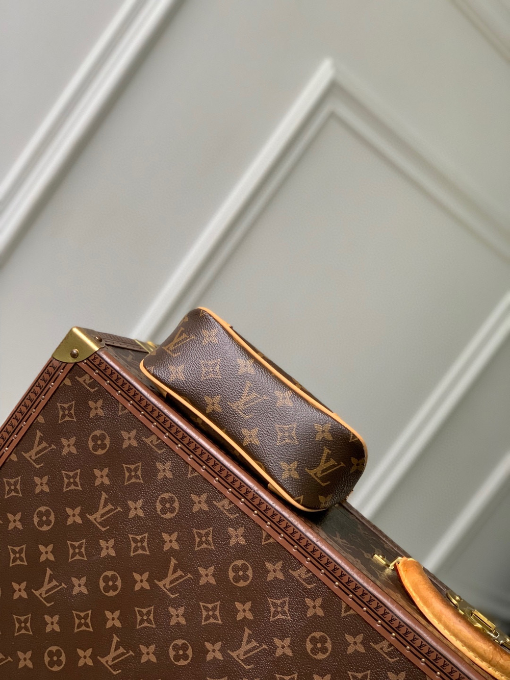 Louis Vuitton Nano Boulogne