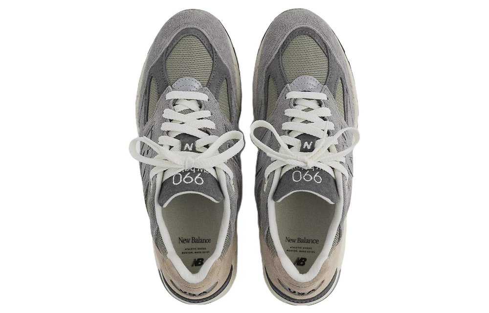 Кроссовки New Balance Teddy Madenb 990 V2