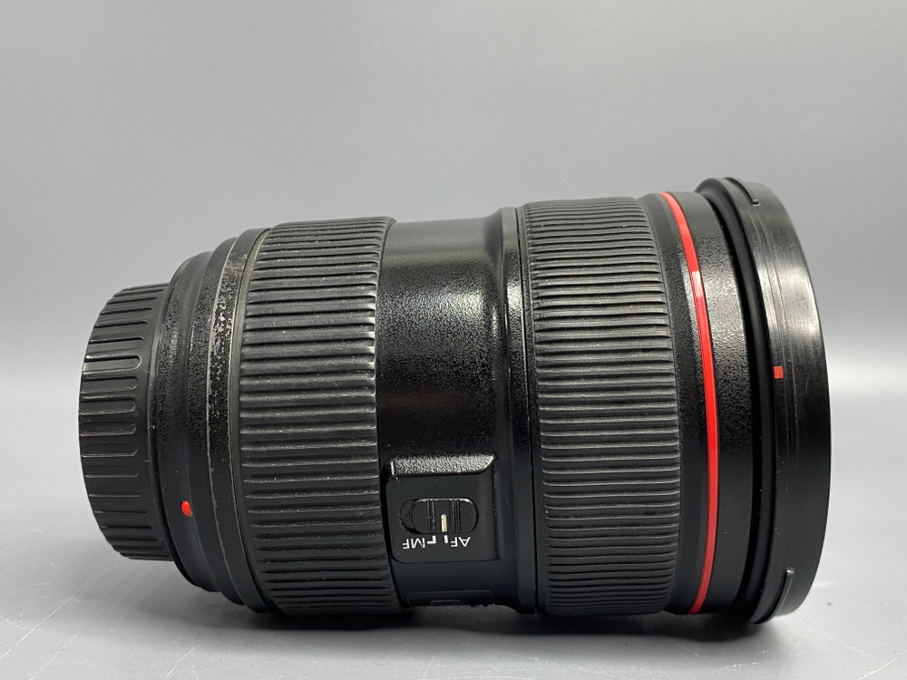 Canon EF 24-70mm 2.8L II USM