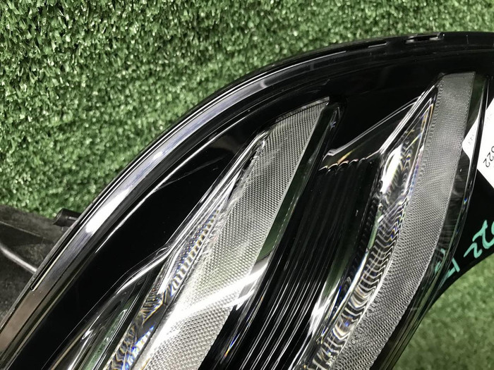 ДХО левый Zeekr 001 (2021-н.в.) LED