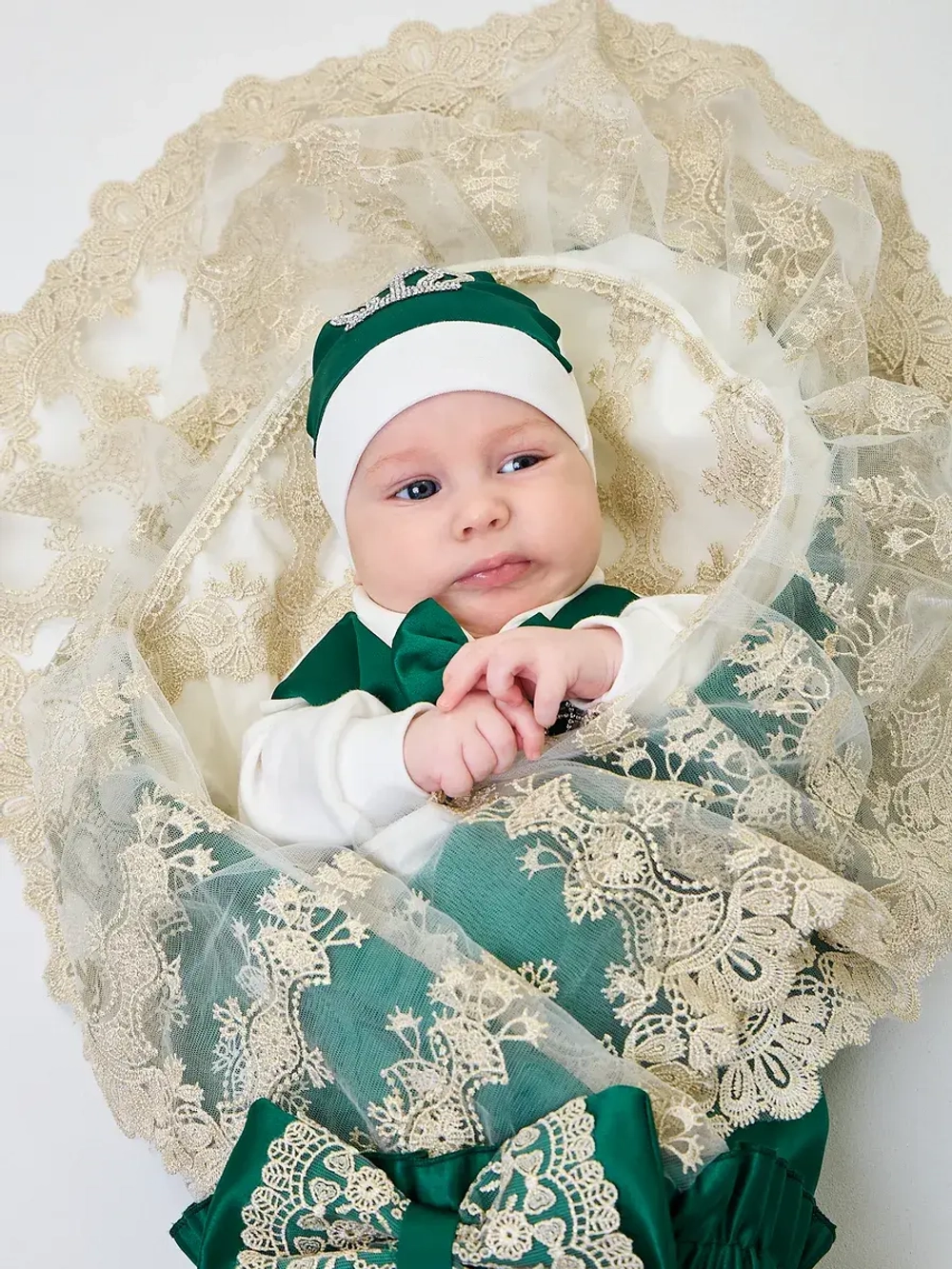 Конверт на выписку новорожденного