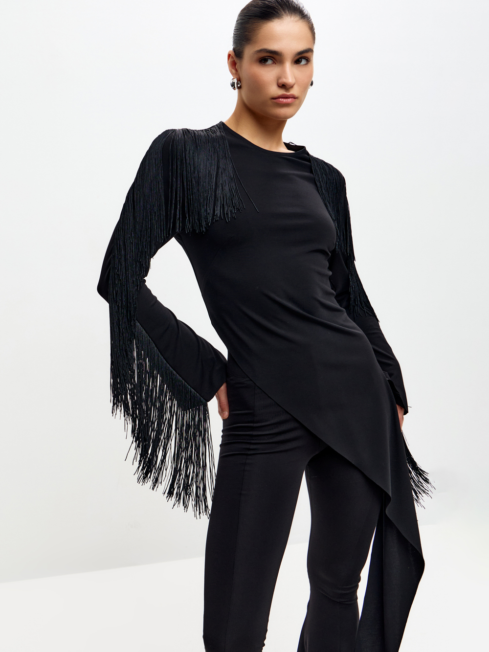 Лонгслив с бахромой