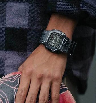 Наручные часы Casio G-Shock DW-5000SS-1DR