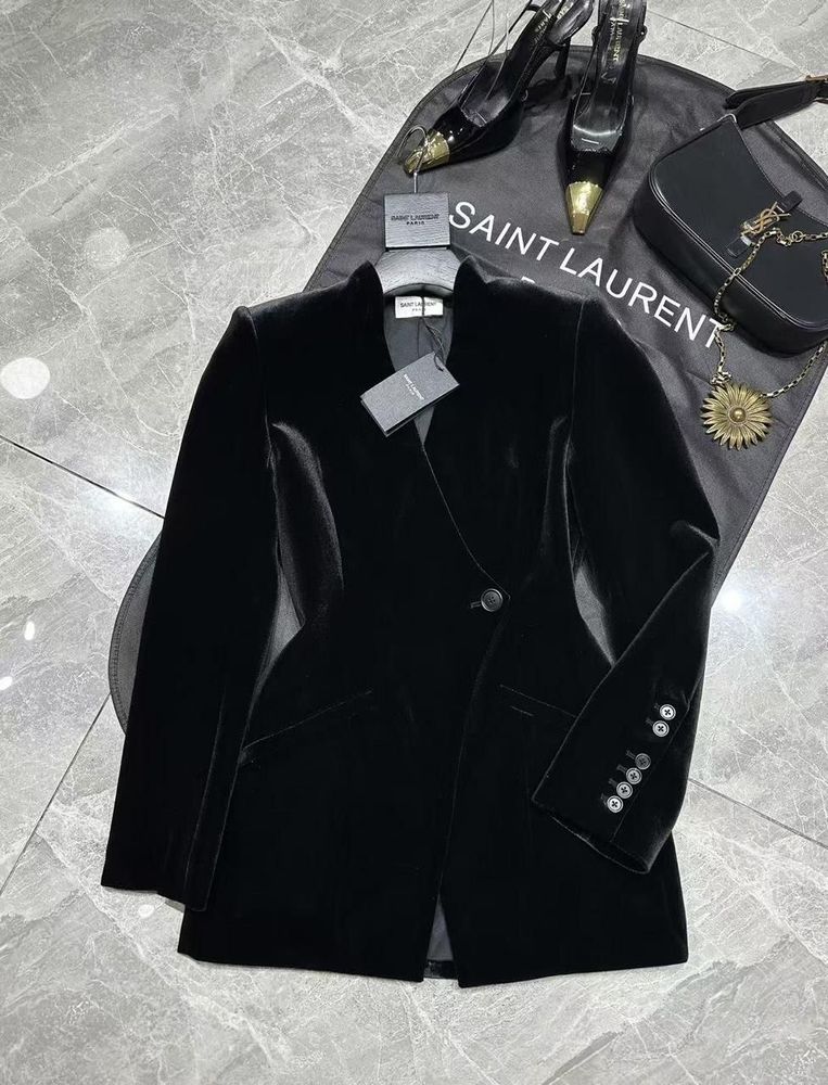 Платье Yves Saint Laurent
