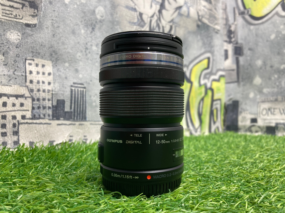 Olympus ED 12-50mm 3.5-6.3 EZ