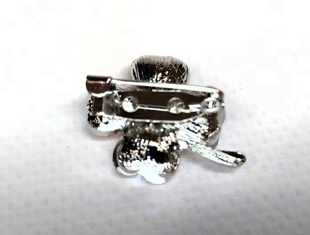 Брошь. Брошка. Клевер-четырехлистник — символ удачи. Цвет янтарный