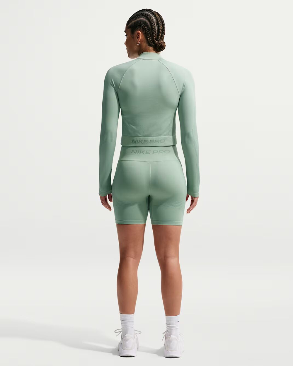 Nike Pro Seamless Женские велосипедные шорты Dri-FIT с высокой талией (13 см) - NIKE