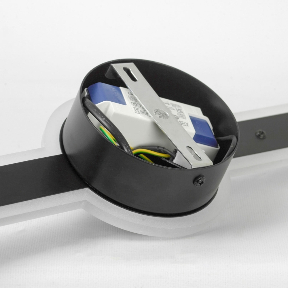 Настенный светодиодный светильник Lussole BRIDGEPORT LSP-0923