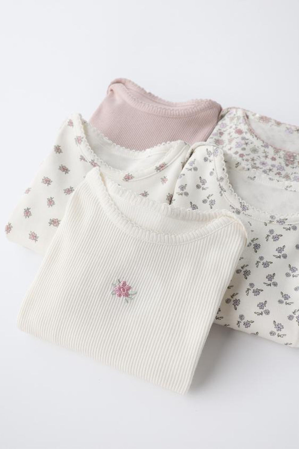 ZARA НАБОР ИЗ ПЯТИ БОДИ С ЦВЕТОЧНЫМ ПРИНТОМ, РОЗОВЫЙ