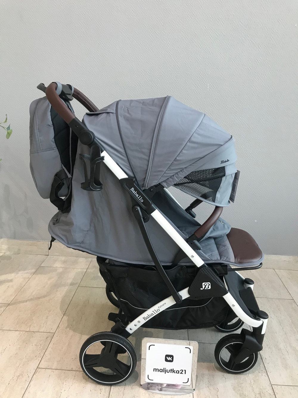 Коляска прогулочная Babalo 2024 Серый текстиль на черной раме