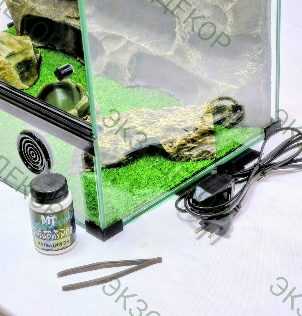 Полный комплект для Эублефара, террариум 70х40х40 и всё необходимое для содержания.