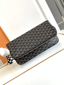 Goyard Sainte-Marie MM Clutch