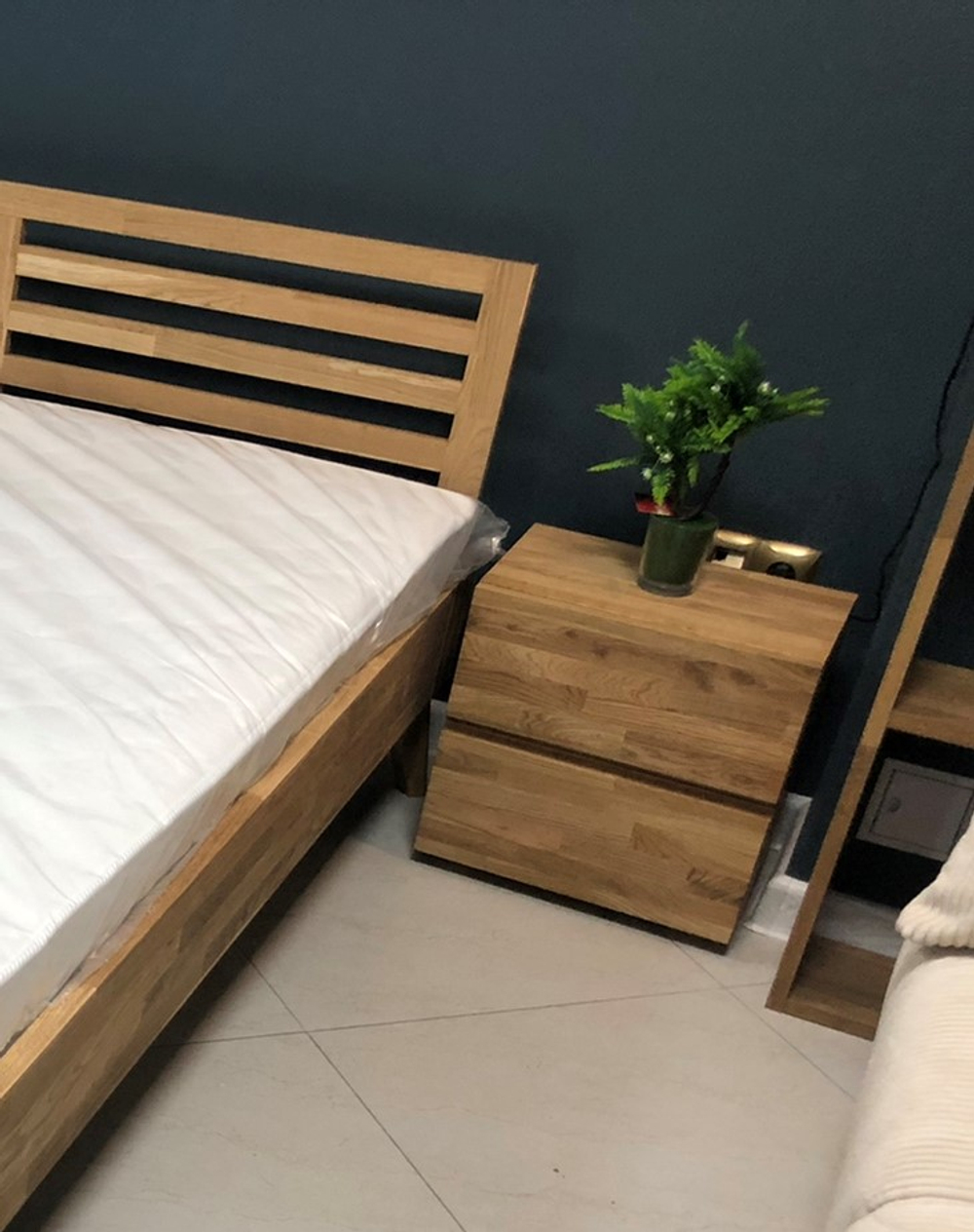 Тумба прикроватная из массива дуба Bayamo