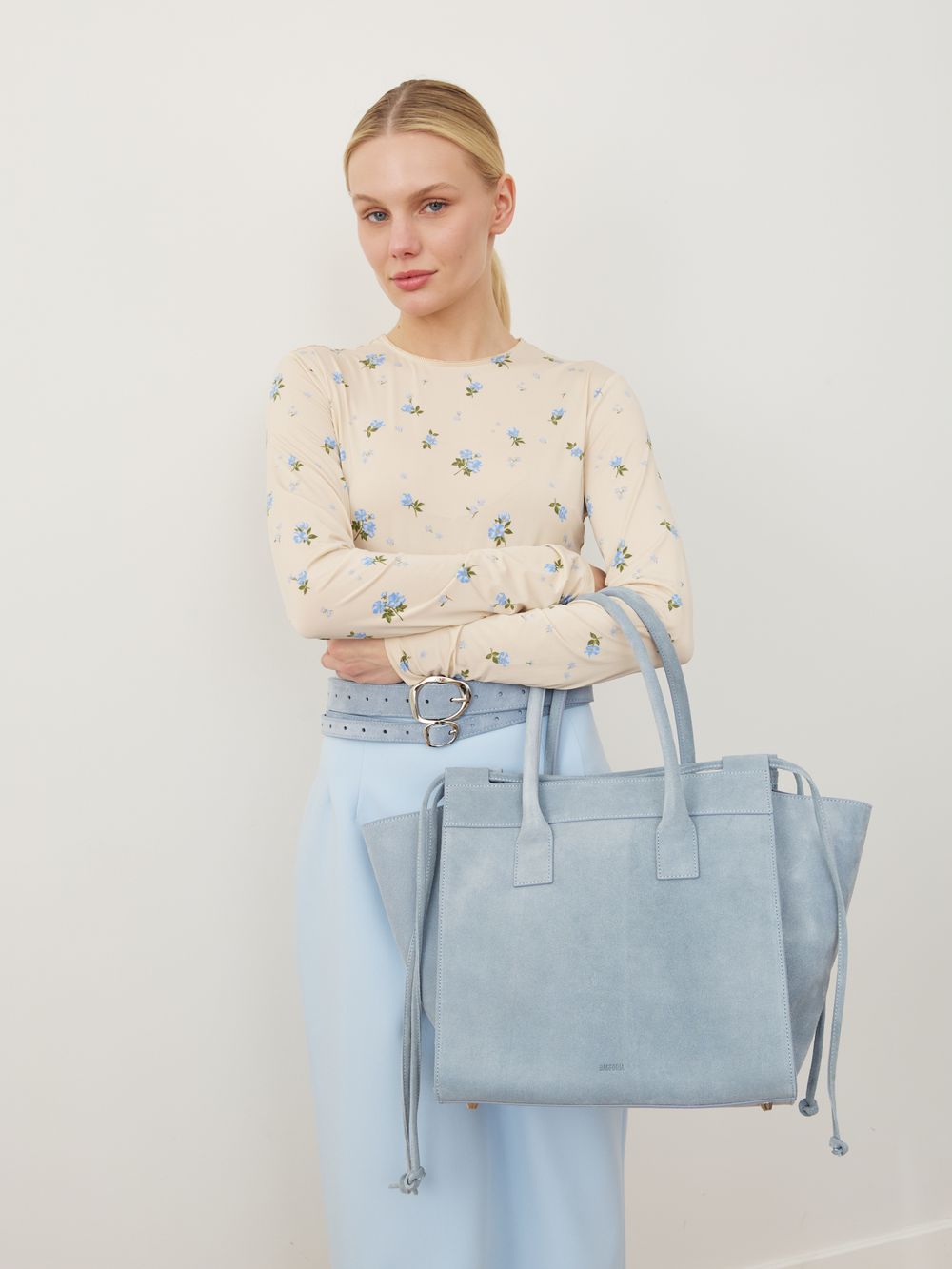 БАЗОВЫЙ ТОНКИЙ РЕМЕНЬ С МЯТОЙ ПРЯЖКОЙ ЗАМША ГОЛУБОЙ