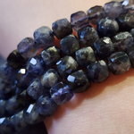 Иолит (кордиерит) природный, куб, огранка, 6.5мм, цена за нить 9.5см (1/4)