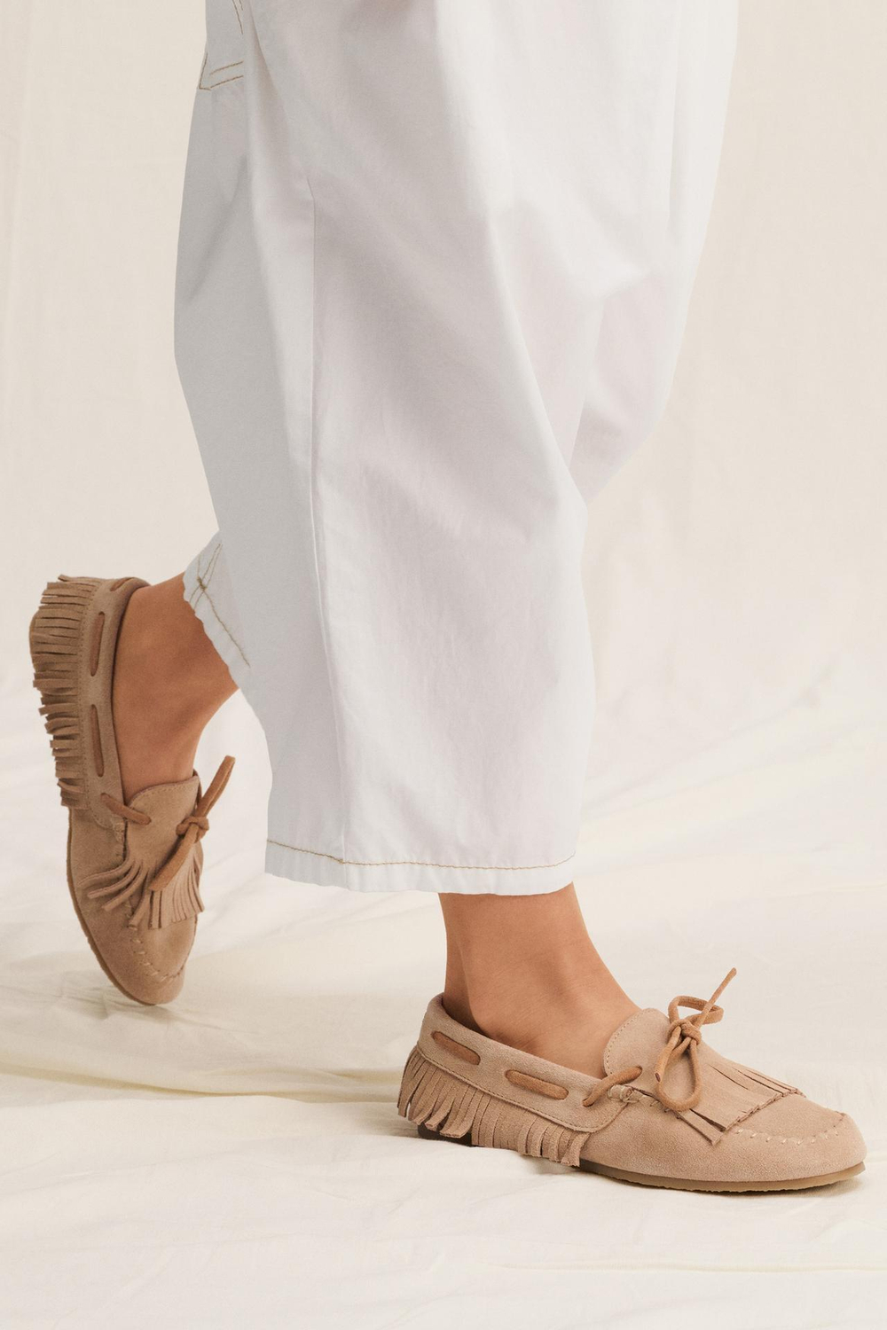 ZARA ЗАМШЕВЫЕ ЛОФЕРЫ, БЕЖЕВЫЙ