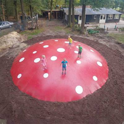 Надувная подушка для установки в грунт «Лесной прыжок», 10×10×2 м