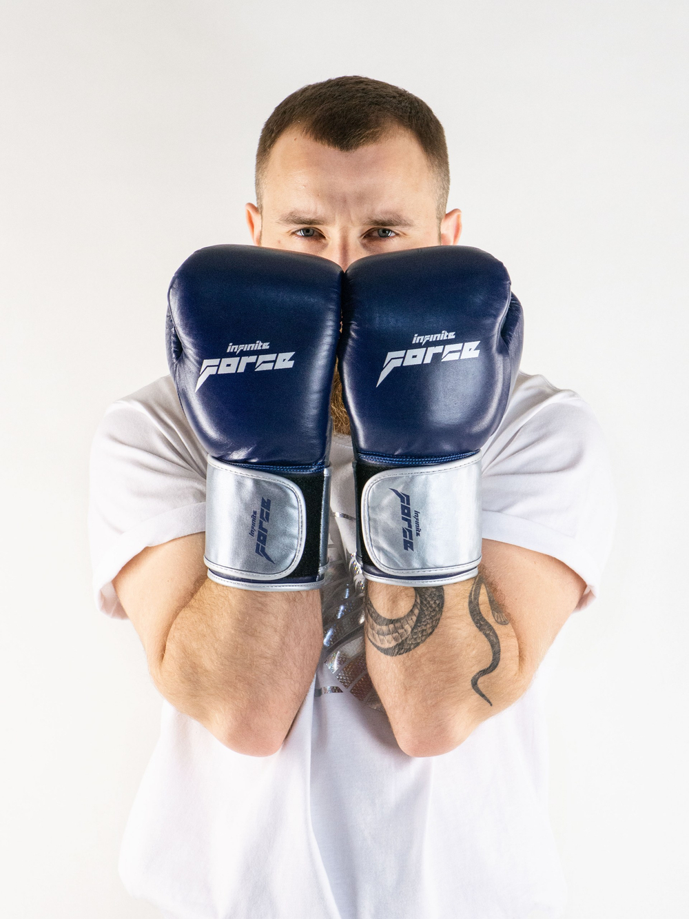 Боксерские перчатки Infinite Force Headshot