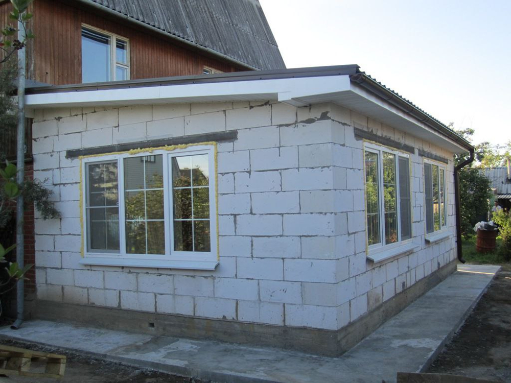 Строительство пристройки