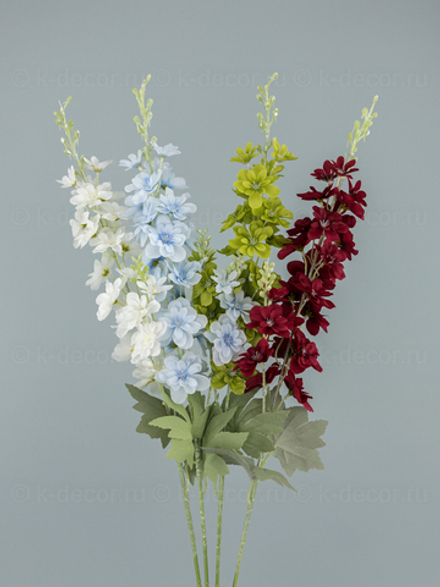 Дельфиниум Эстер