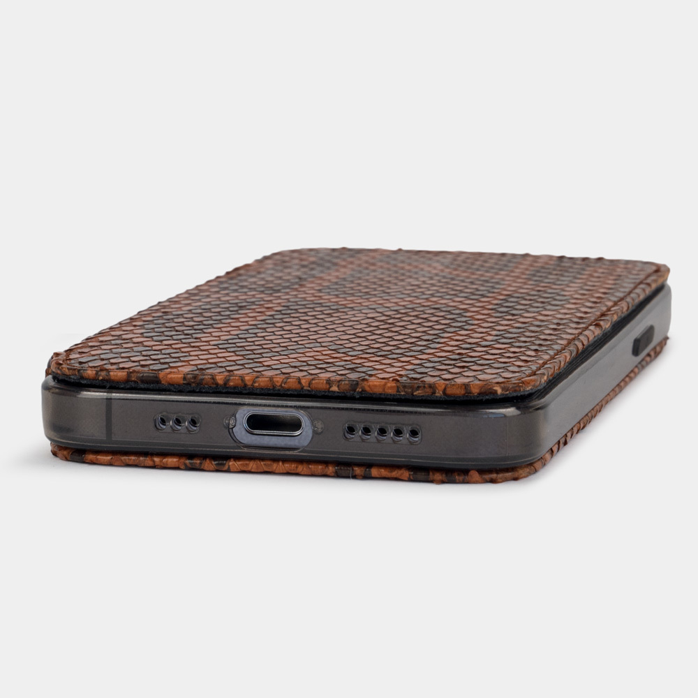 Чехол Benoit для iPhone 12/12Pro из кожи питона, цвета Коньяк